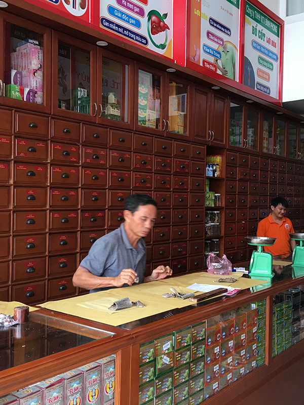 /thiet-ke-nha-thuoc-cua-hang-duoc