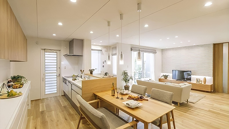 /tong-quan-phong-cach-nhat